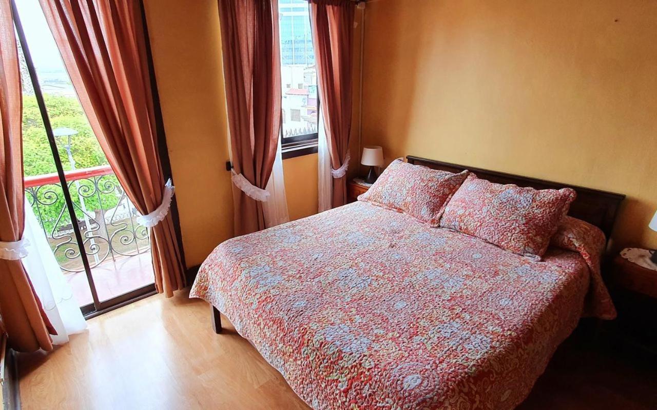 Hotel Iberia โกกิมโบ ภายนอก รูปภาพ